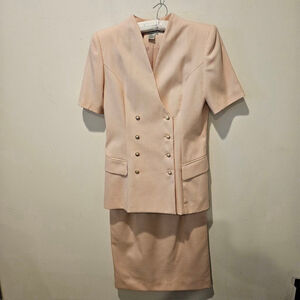 Women's Atrium Collection Vintage Skirt Suit Size 6 Pink